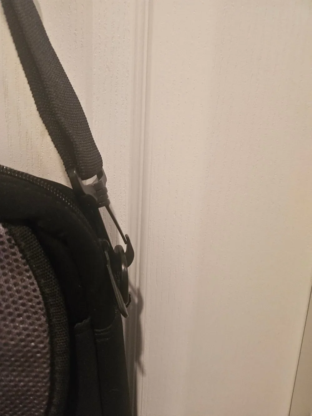 Targus durable shoulder